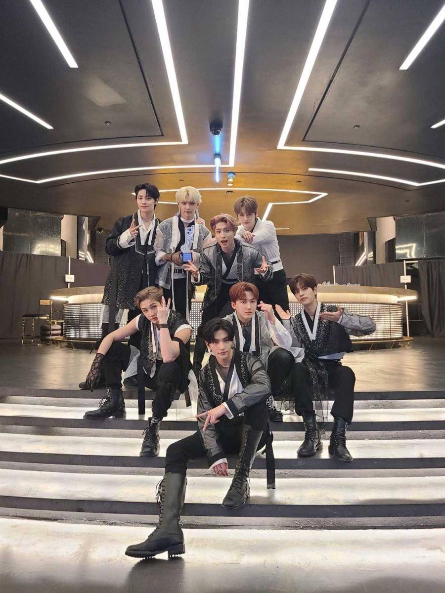 Stray Kids (twitter.com/Stray_Kids)