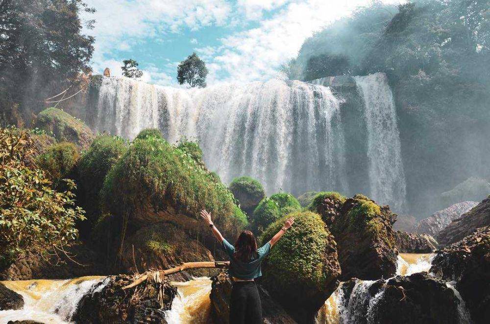 Elephant Falls (instagram.com/kathi_oberloher)