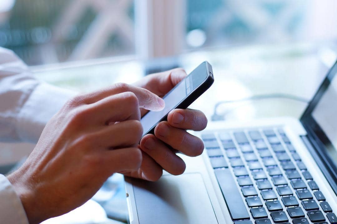 Ilustrasi bank digital. (Shutterstock/Song_about_summer)