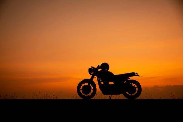 Ilustrasi Standar Tengah Motor (istockphoto.com)