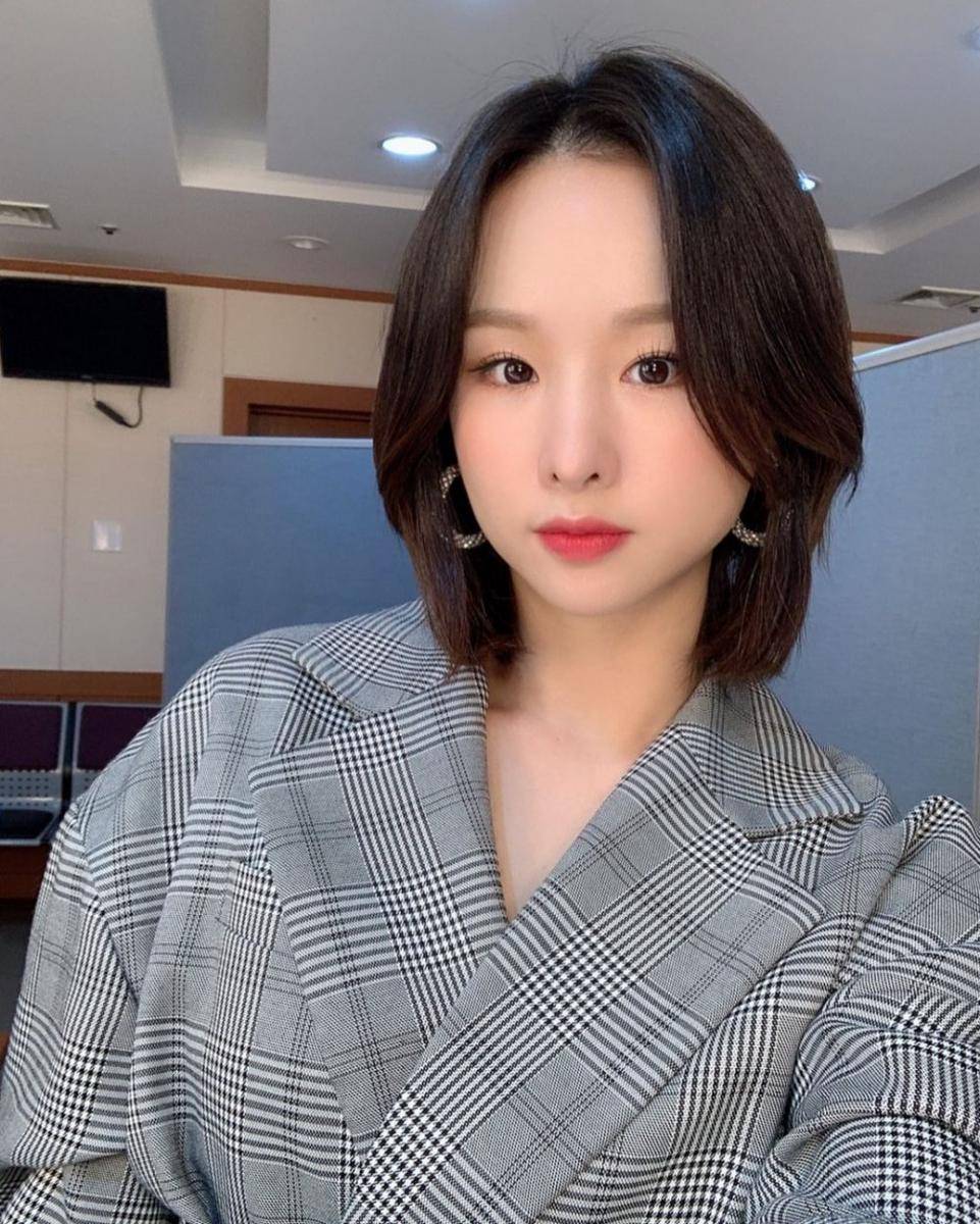 Solji EXID (instagram.com/soul.g_heo)