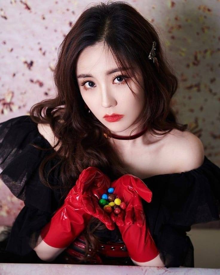 Wang Yi Jin (instagram.com/wangyijin1225)