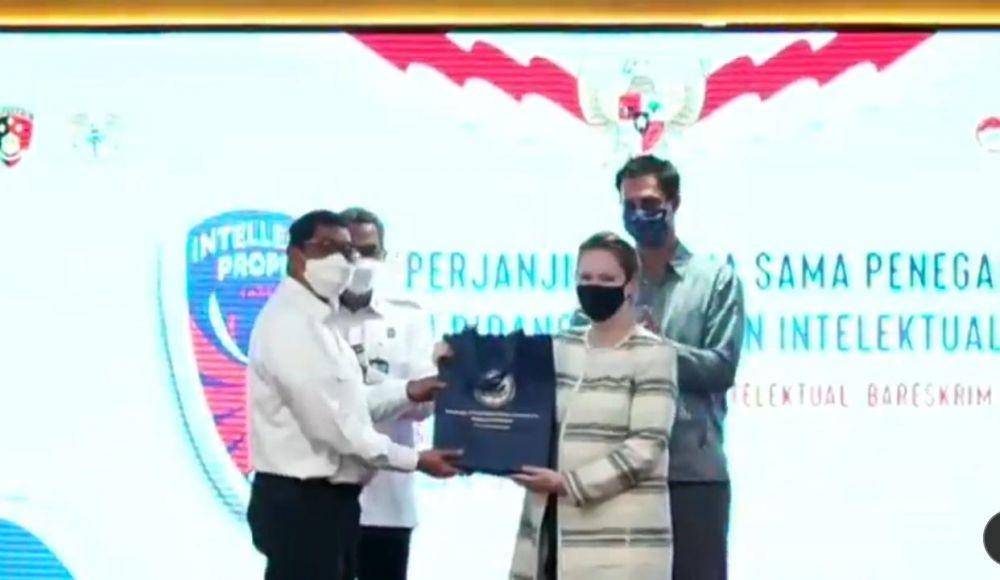 Konferensi Pers Komitmen Pemerintah dan E-commerce dalam Penanggulangan Produk Bajakan oleh Direktoral Jenderal Kekayaan Intelektual Kemenkum HAM. (youtube.com/DJKI Kemenkumham)