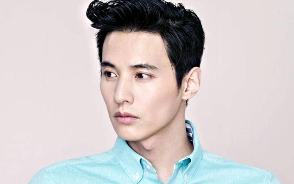 Won Bin (soompi.com)