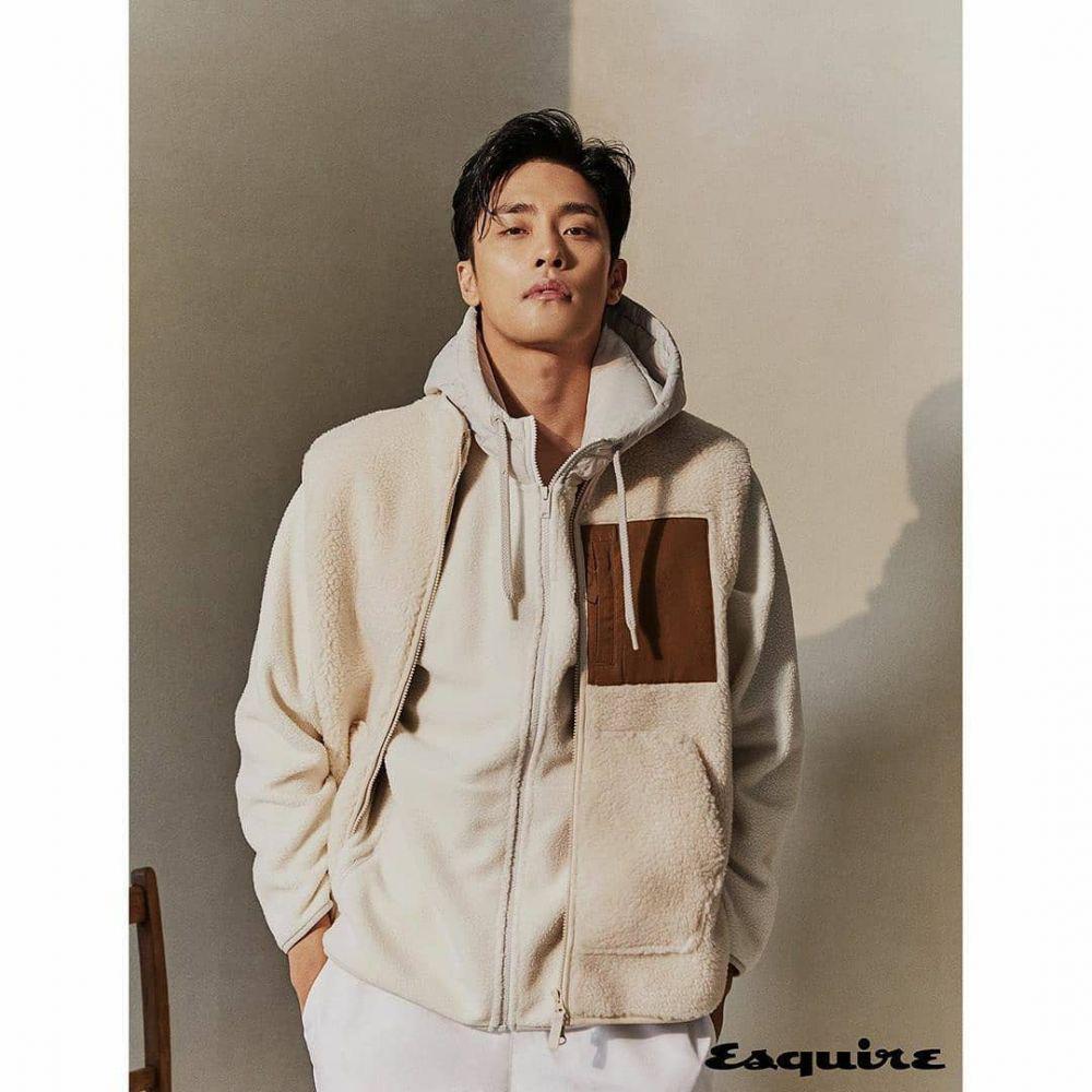 Sung Hoon (instagram.com/stallion__entertainment)
