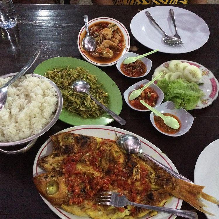 Restoran Nelayan (instagram.com/renita_guntoro)