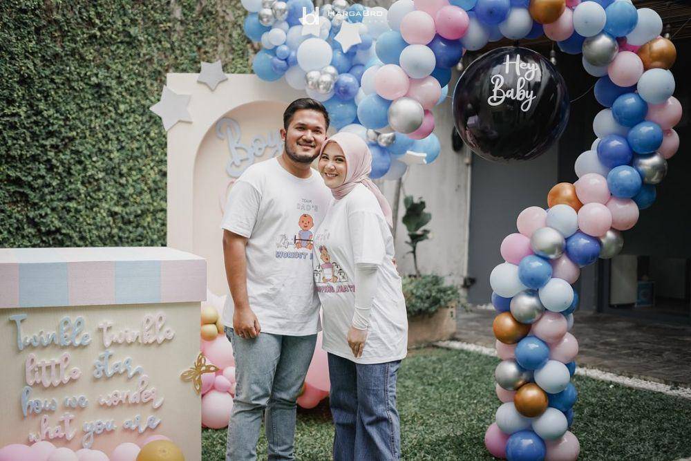 Kesha Ratuliu dan Adhi Permana (instagram.com/kesharatuliu05)