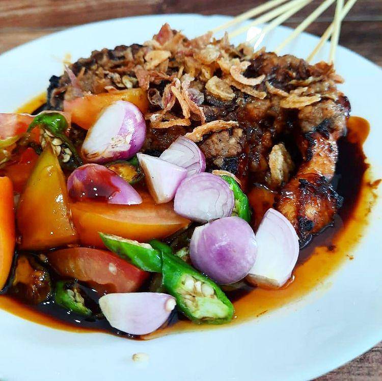Sate Apjay (instagram.com/sateapjay_benhil)