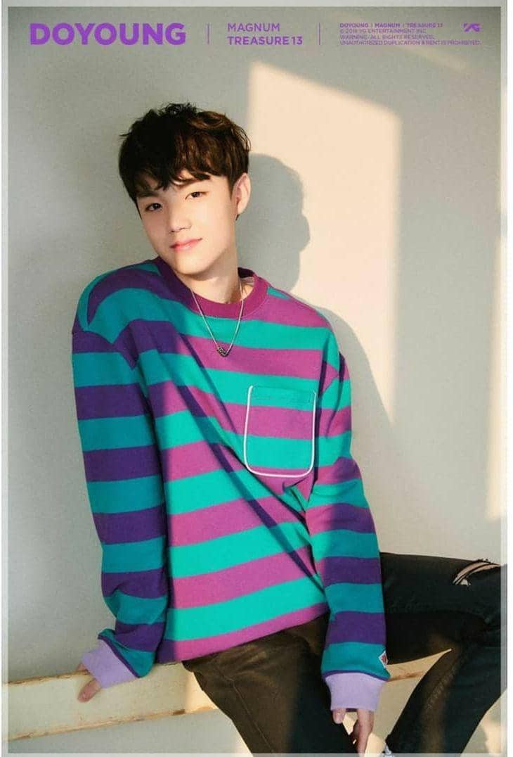 Outfit Doyoung Treasure (instagram.com/ygtre4sure526)