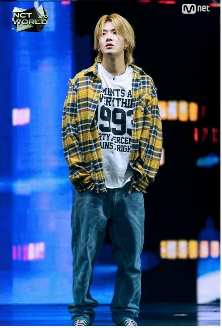 Outfit Yuta NCT (instagram.com/nctunited00)