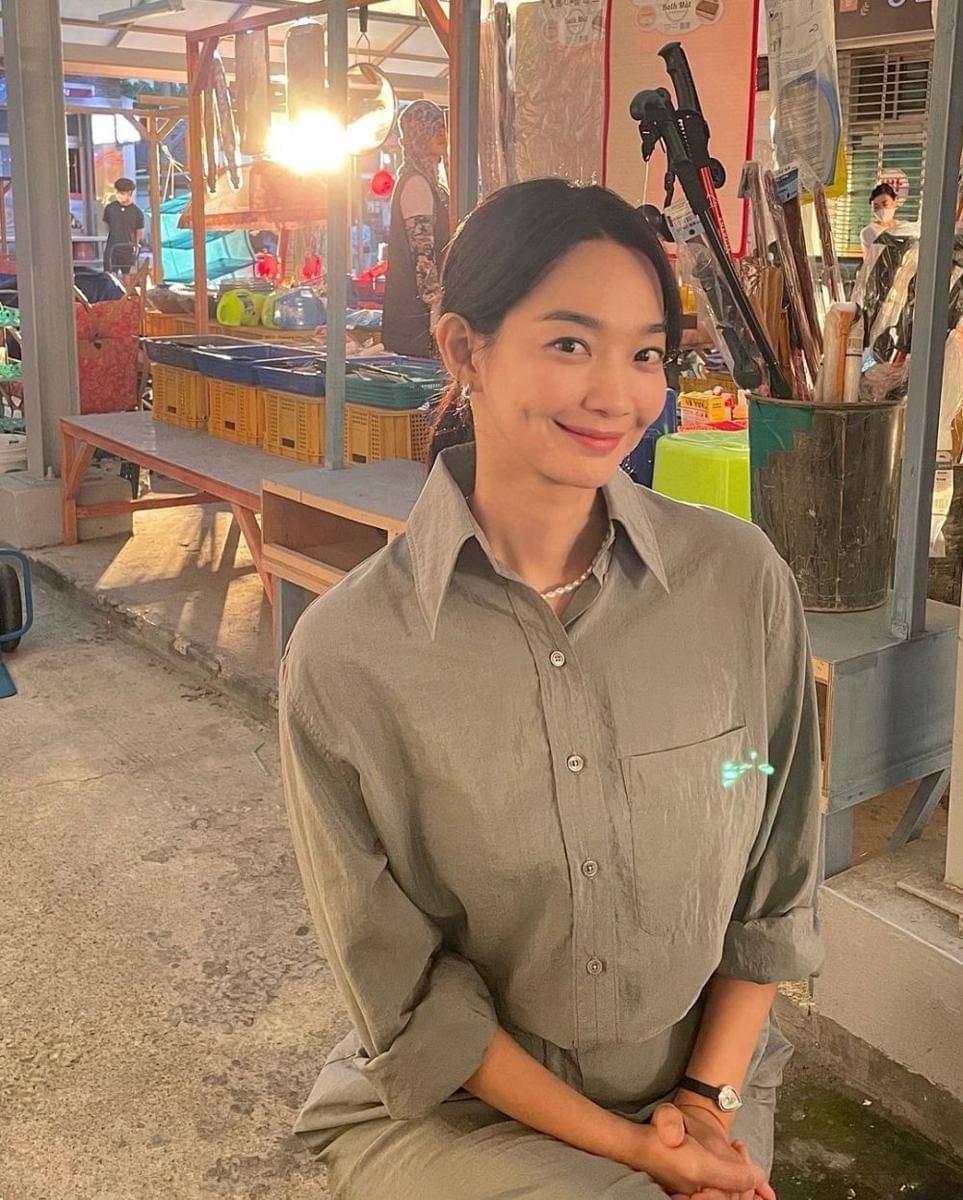 Shin Min Ah (instagram.com/illusomina)