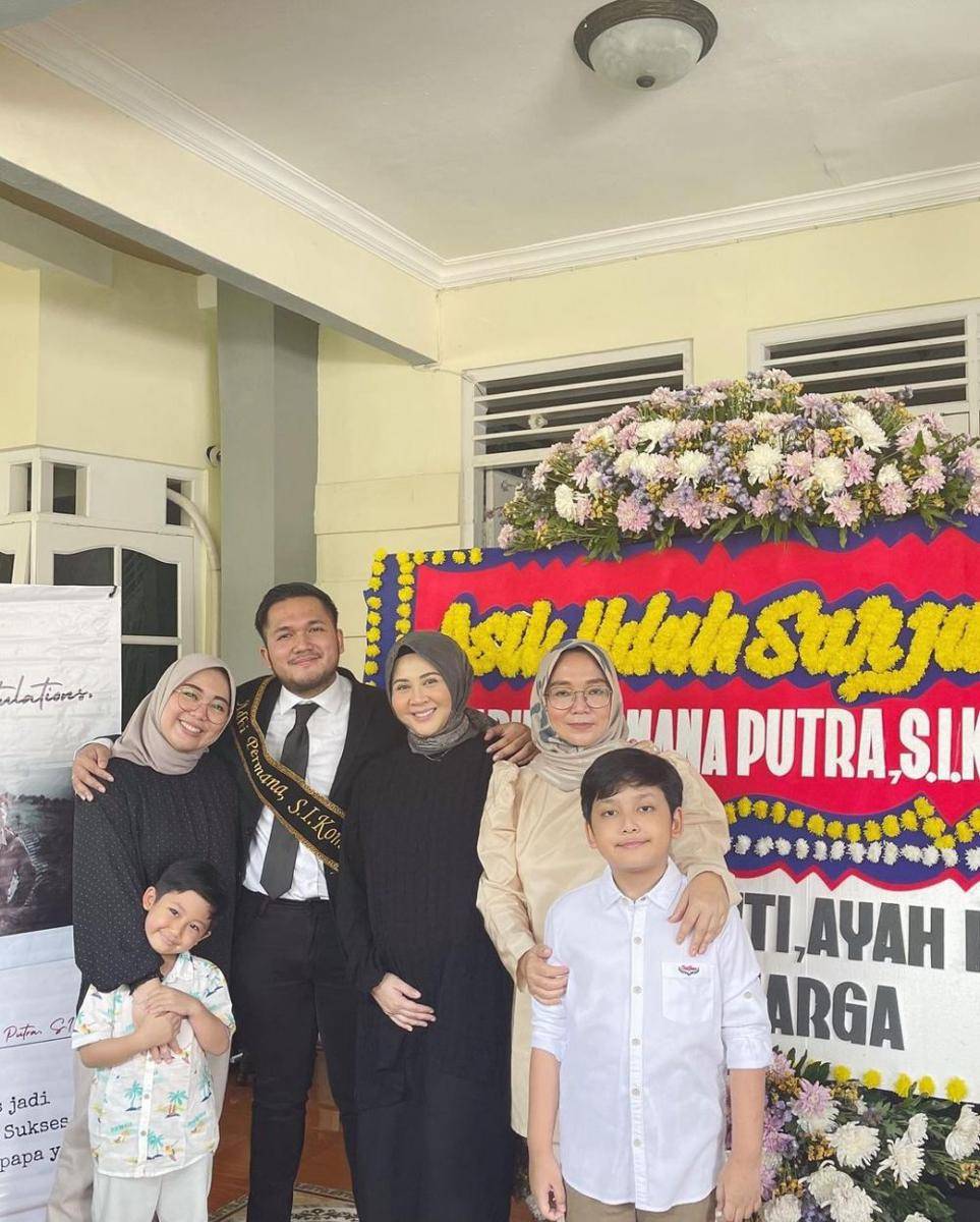 potret kelulusan Adhi Permana (instagram.com/adhipermana_)