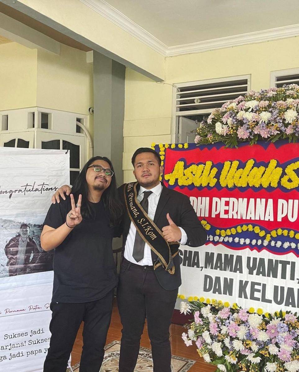 potret kelulusan Adhi Permana (instagram.com/adhipermana_)