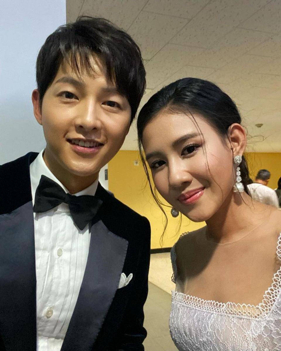 Shenina Cinnamon dan Song Joong Ki (instagram.com/shenacinnamon)
