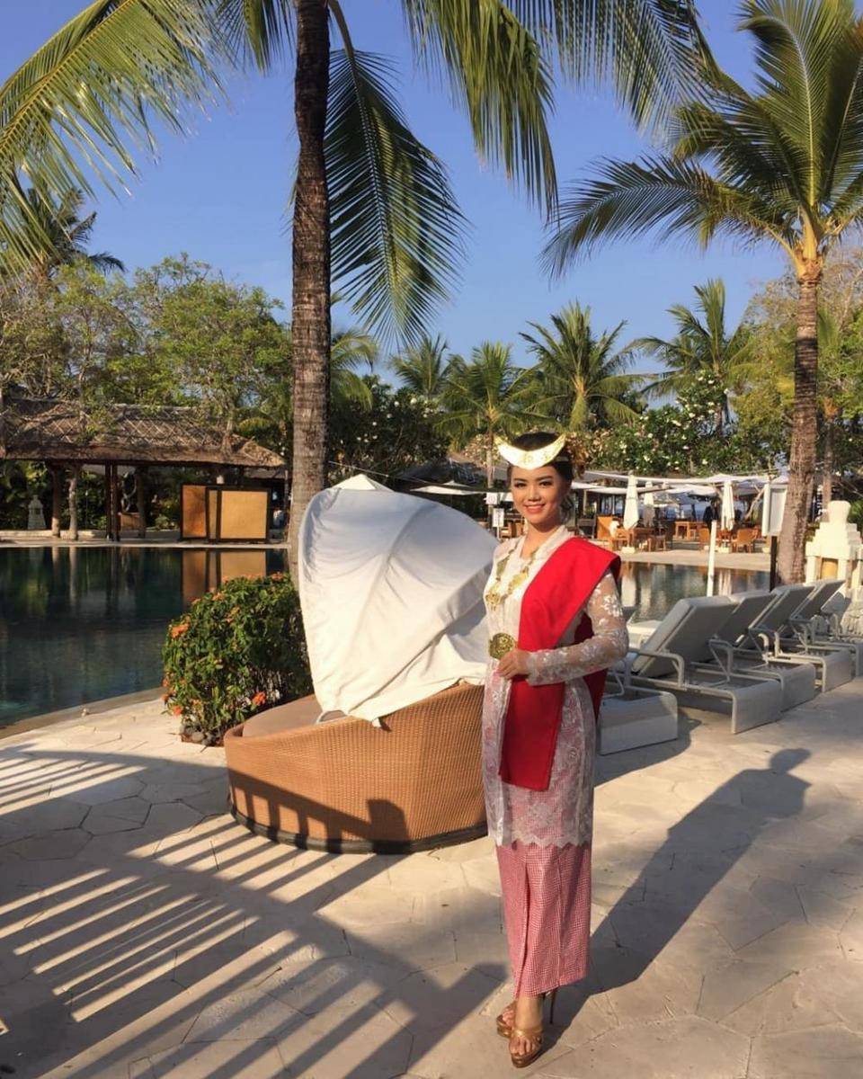 Kebaya Vivi Wijaya Huang. (instagram.com/vivihuangggg/)