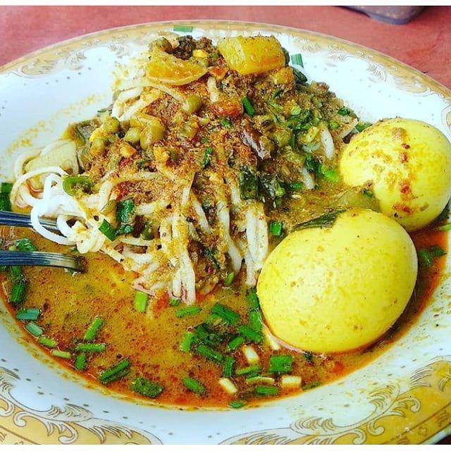 Laksa Pak Openg (instagram.com/fransiscajoe)
