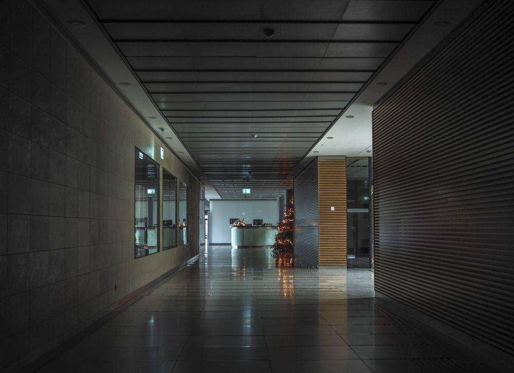 ilustrasi lorong kantor (pixabay.com/Michael Gaida)