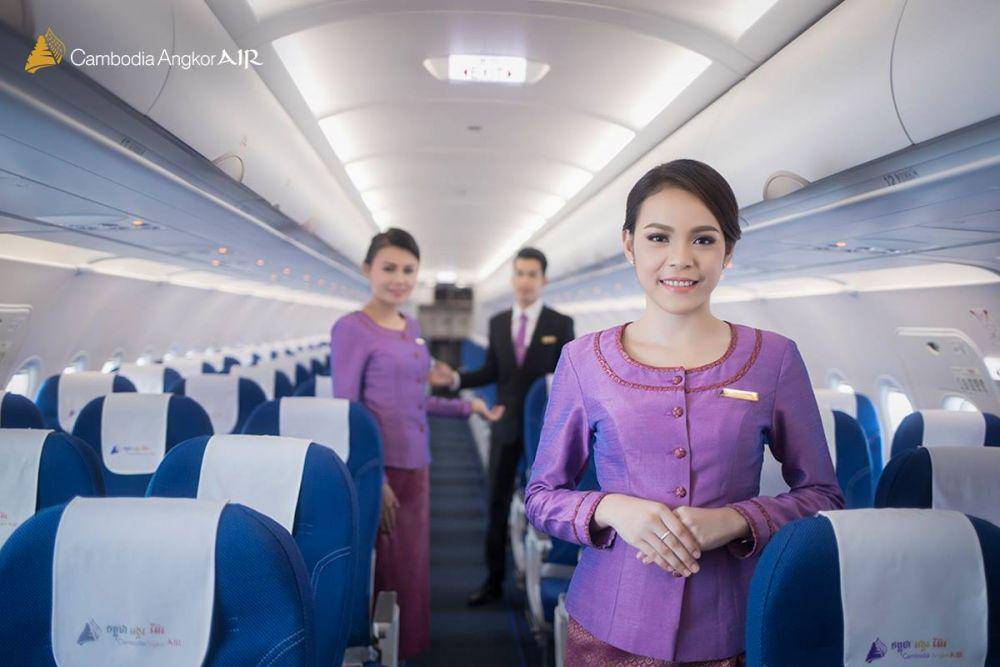 potret pramugari Cambodia Angkor Air (facebook.com/CambodiaAngkorAirK6)