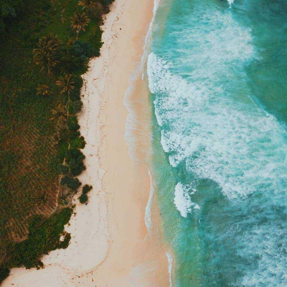 potret pantai Pudak (Instagram.com/potretblitar)