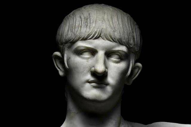 Nero diangkat menjadi kaisar setelah kematian ayah dan adik tirinya tahun 54 Masehi. (arkeofili.com)