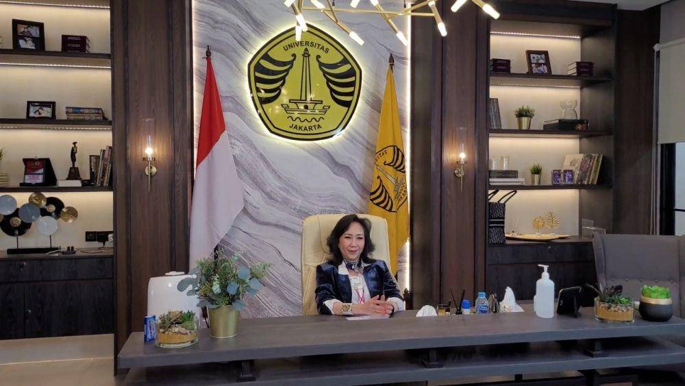 Rektor Universitas Jakarta (UJ) Shafiria Sada Manaf. (Dok. Universitas Jakarta)