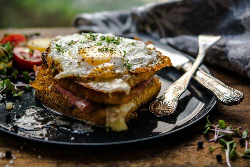 ilustrasi ragam olahan croque madame (unsplash.com/Jonathan Pielmayer)