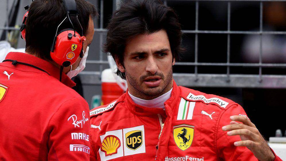 pembalap Ferrari Carlos Sainz (formula1.com)