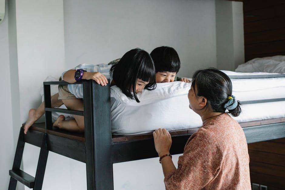 ilustrasi mengajak anak tidur (pexels.com/alex-green)