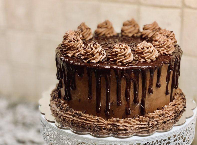ilustrasi kue cokelat (unsplash.com/David Holifield)