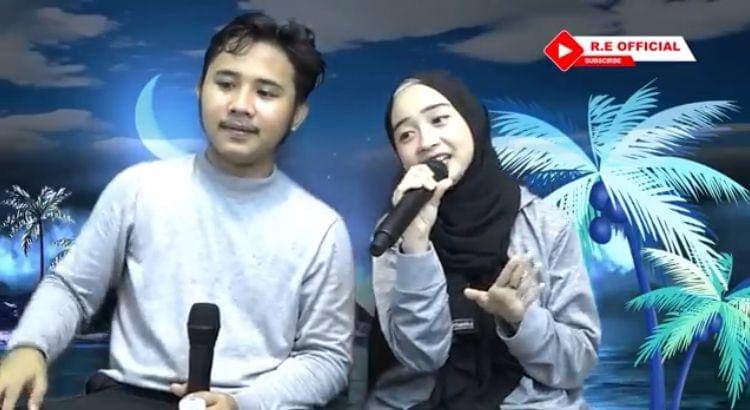 Keluarga Ega dan Rafly DA. (Youtube.com/R.E OFFICIAL)