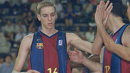 Pau Gasol saat membela Barcelona di awal kariernya (marca.com)