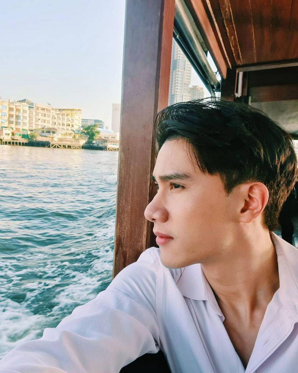 Tul Pakorn (instagram.com/tul_pakorn)