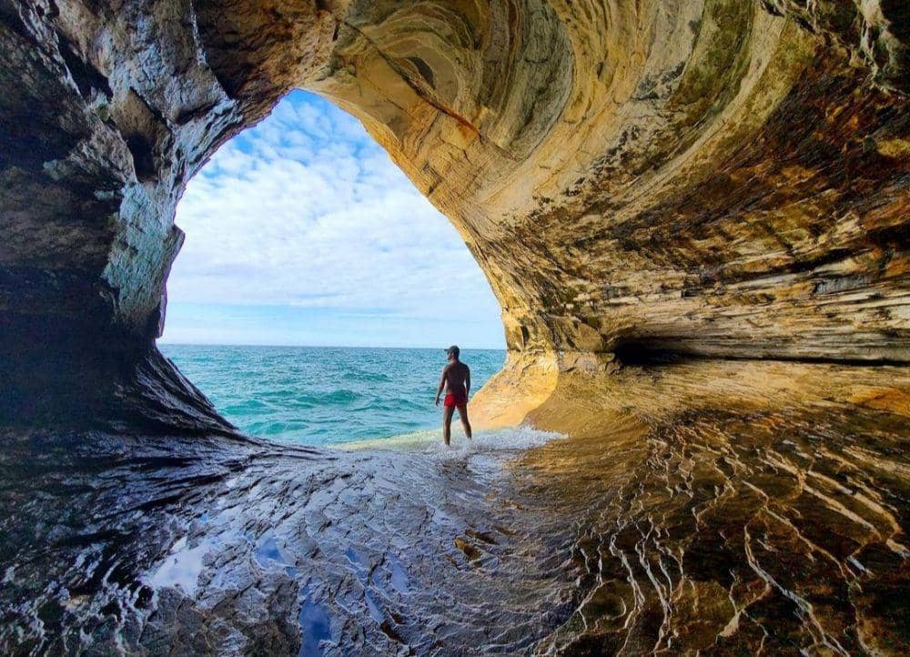 fakta Pictured Rocks National Lakeshore (instagram.com/drewsepher15)