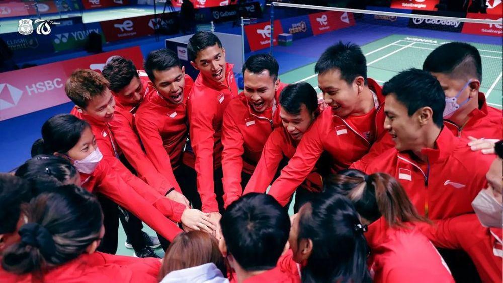 potret tim Thomas dan Uber Indonesia (instagram.com/badminton.ina)