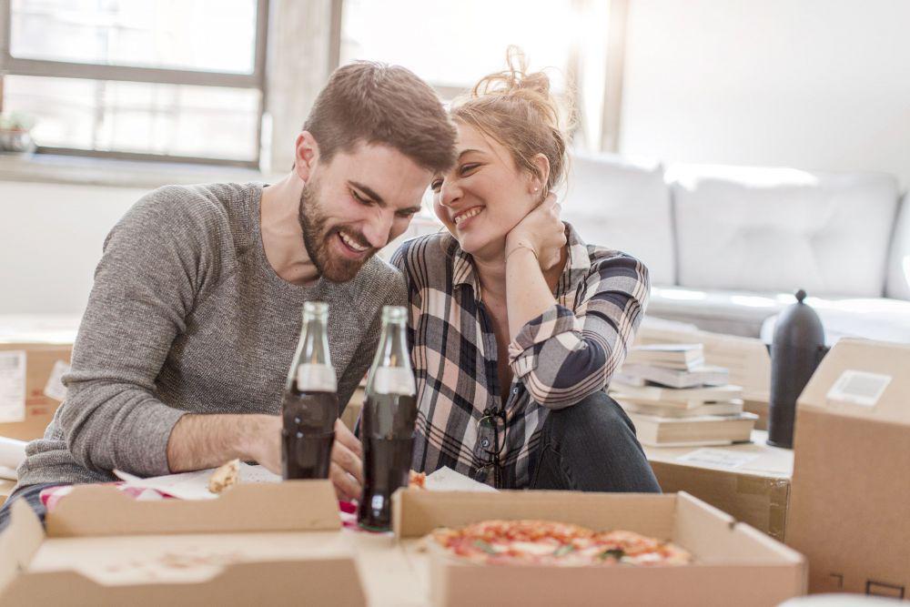 5 Hal Sederhana yang Bisa Dilakukan dengan Pasangan di Rumah