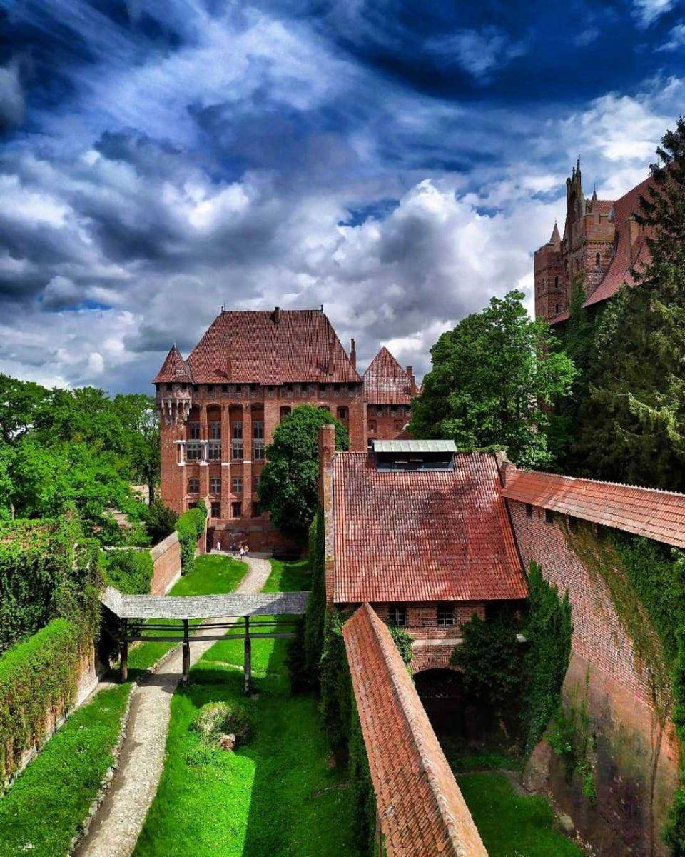 Kastil Malbork (instagram.com/maarga_em)