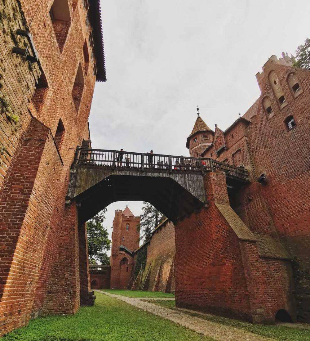 Kastil Malbork (instagram.com/kawalek.dalej)