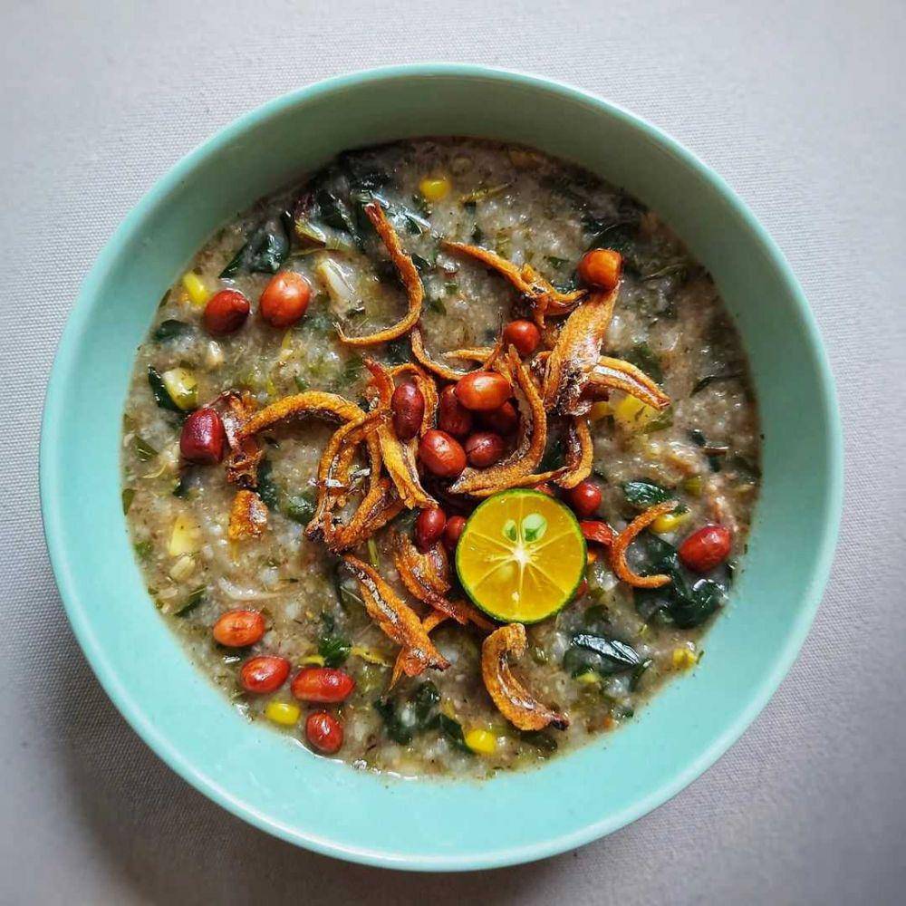 Bubur pedas (instagram.com/binawati_tjudiantor0)