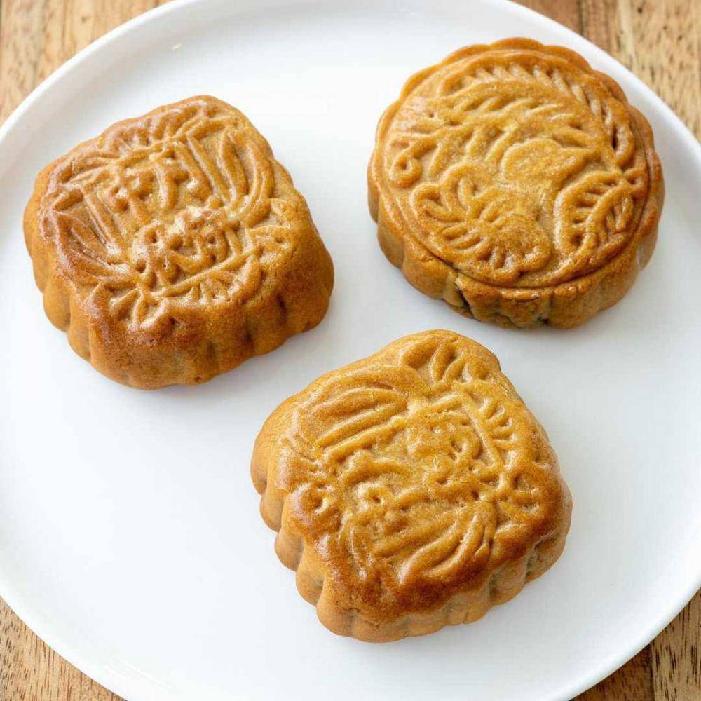 Mooncake (instagram.com/la_petitefoodie)