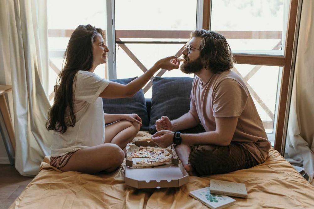 5 Perlakuan dari Mantan yang Bikin Kamu Ngebet Ingin Balikan