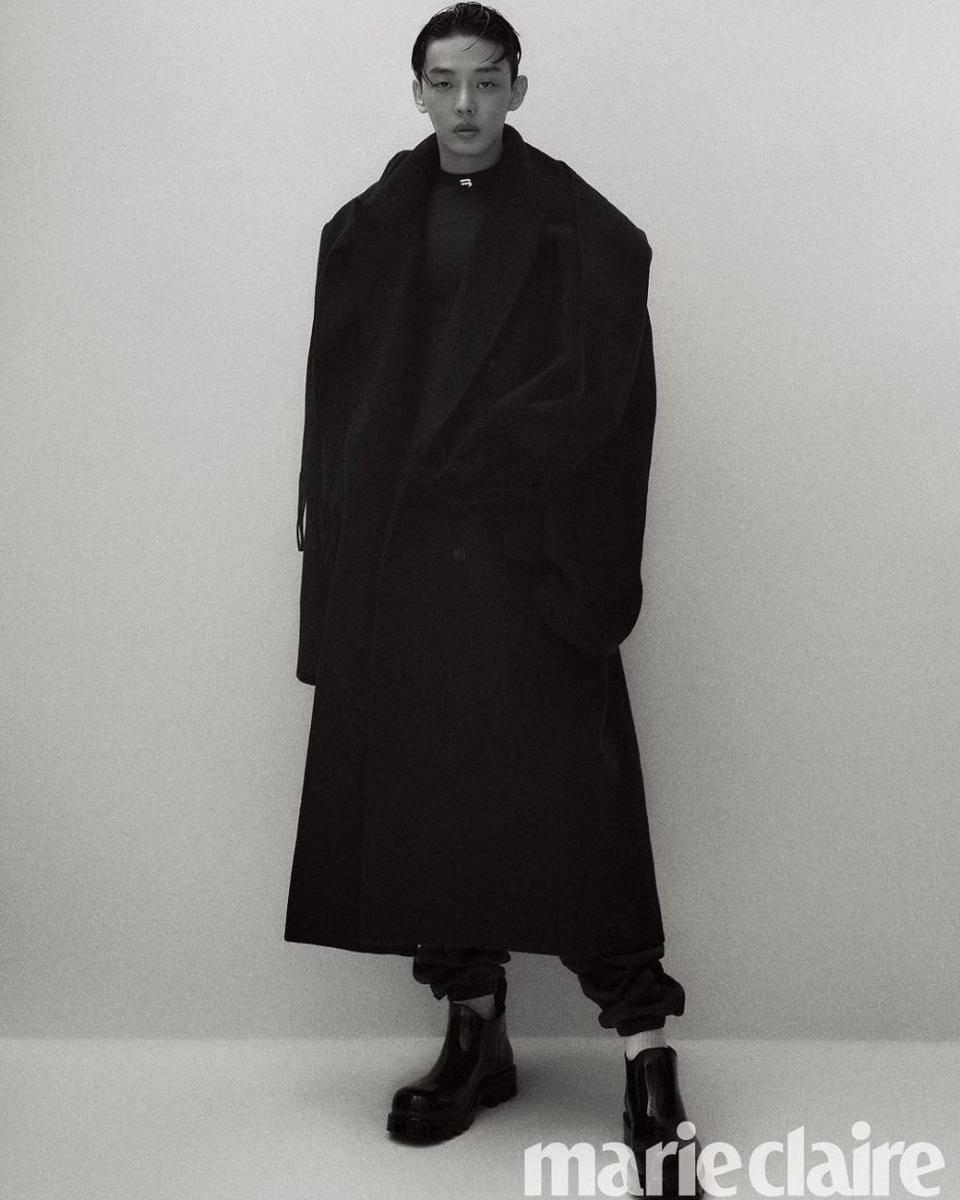 Yoo Ah In (instagram.com/hongsick)