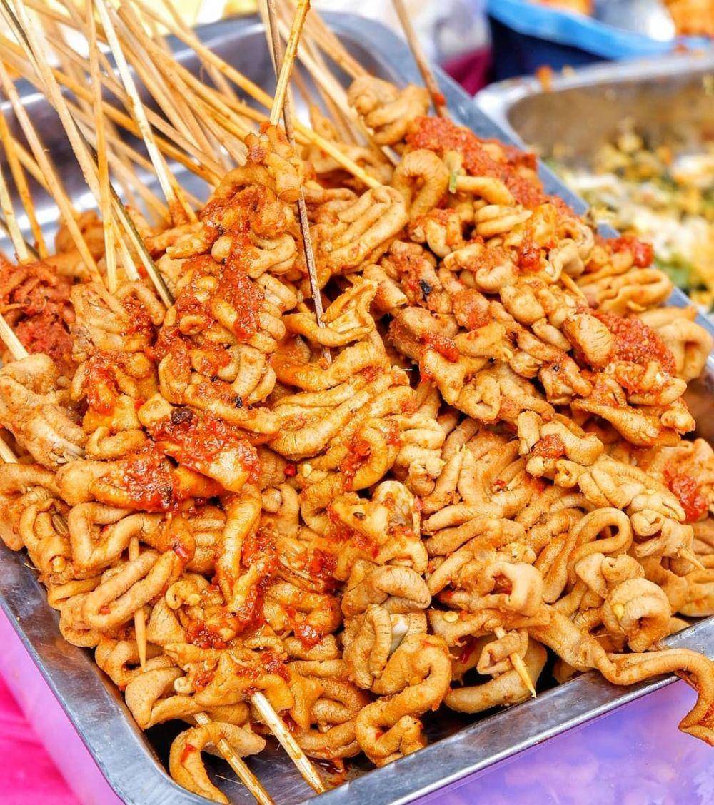Ilustrasi sate usus (instagram.com/jogjafooddrink)