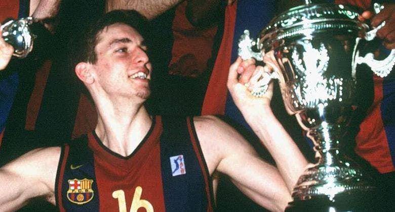 Pau Gasol saat menjadi Spanish League Final MVP tahun 2001 (solobasket.com)