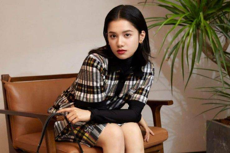 Zhang Jing Yi (instagram.com/zhangjingyi_fans)
