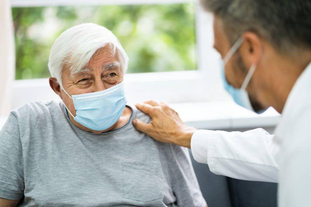 ilustrasi usia tua sebagai faktor risiko osteofit (arizonafootdoctors.com)