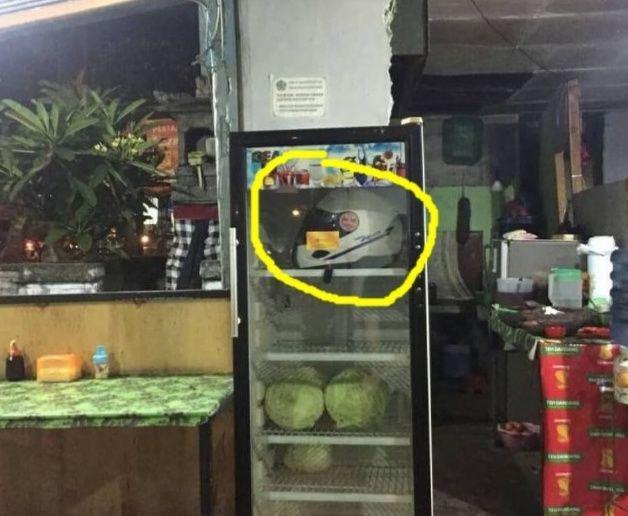 ide kocak kulkas jadi lemari (instagram.com/wkwkland_real)