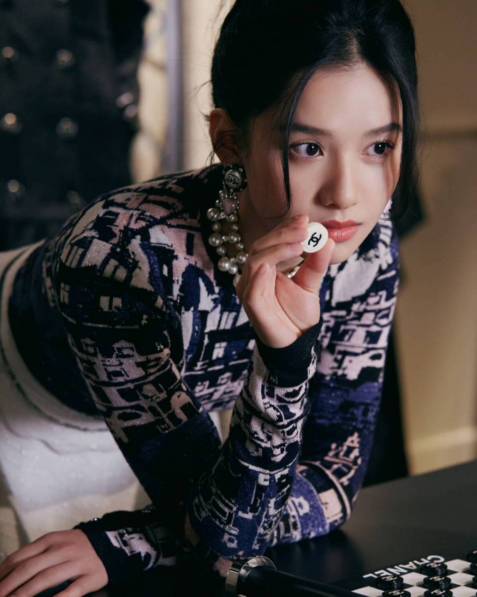 Zhang Jing Yi (instagram.com/zhangjingyi_fans)