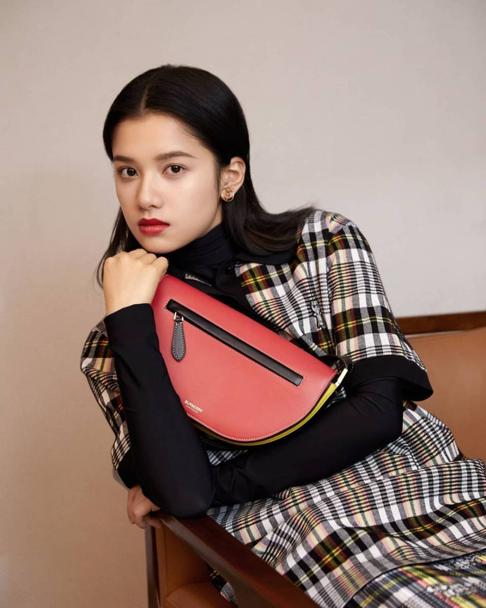 Zhang Jing Yi (instagram.com/zhangjingyi_fans)