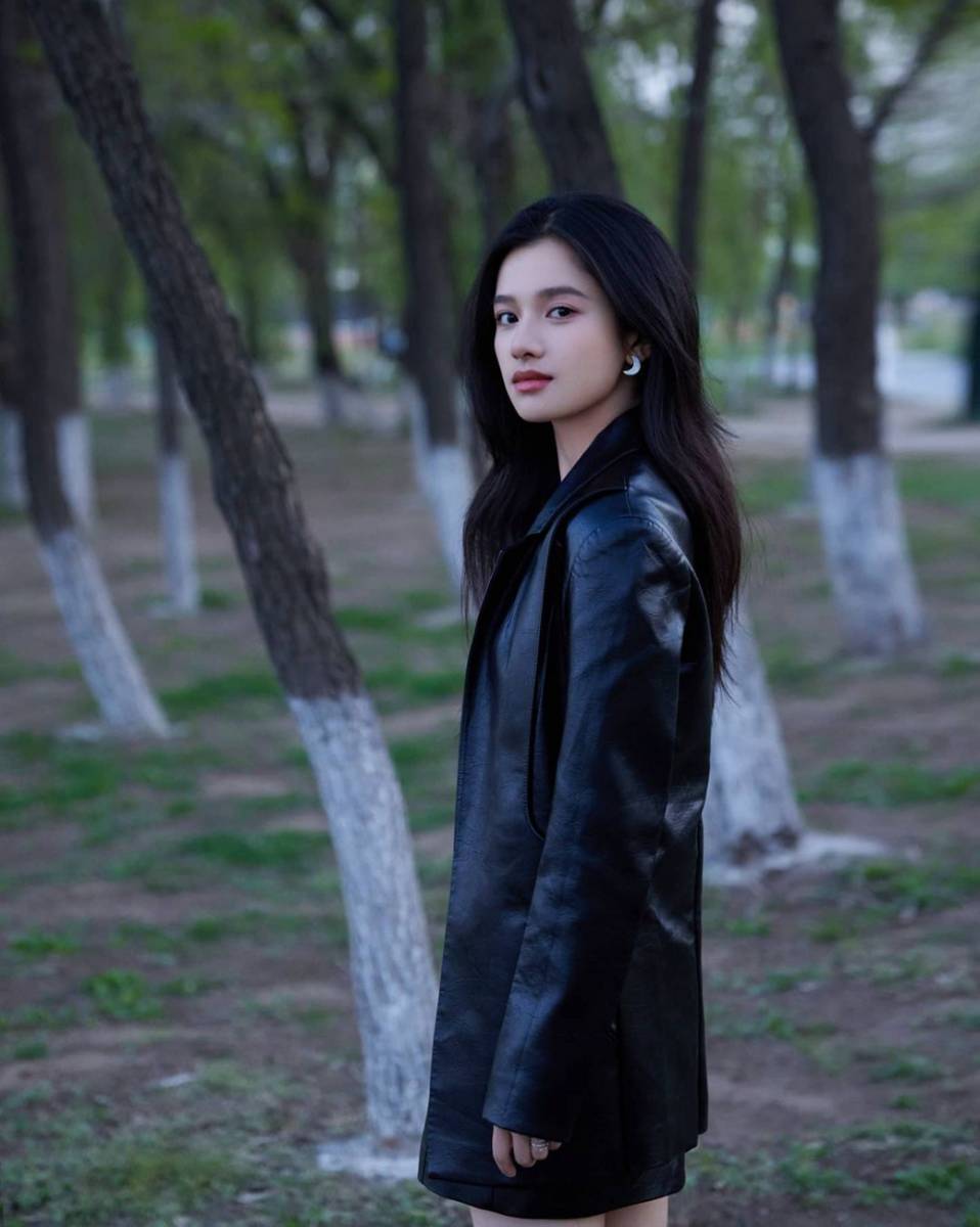 Zhang Jing Yi (instagram.com/zhangjingyi_fans)