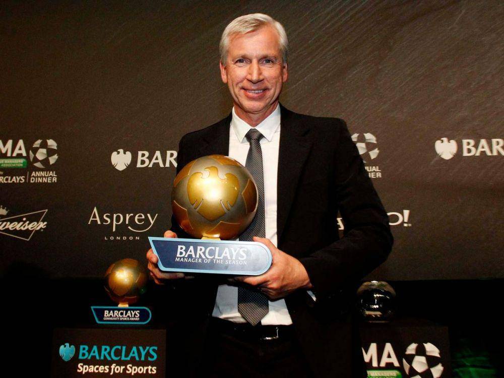 Alan Pardew menjadi pelatih terbaik Premier League saat melatih Newcastle (chroniclelive.co.uk)